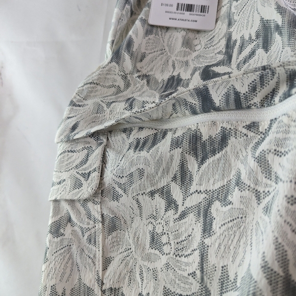 Athleta Pants Womens 16 Trekkie Hike Convertible Ethereal Green Lace Zip Off - Picture 11 of 13